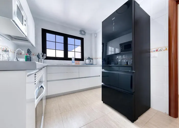 Casa Yare, Shared Pool, Air-con, Fast Wifi 코스타 테기세